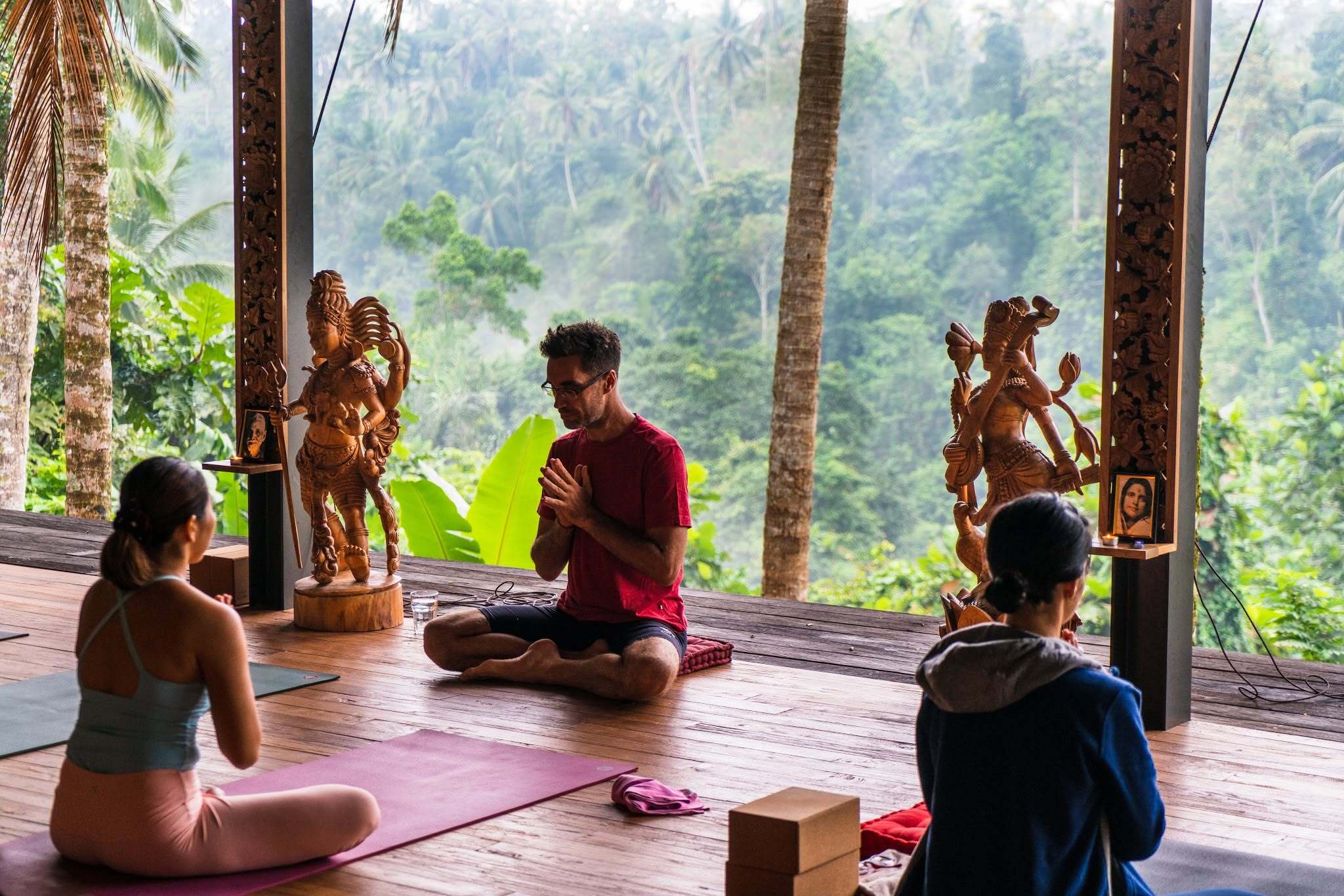 Vinyasa Krama Mandiram Bangkok — Matthew Sweeney 6-Day Immersion Workshop 2 67402195 2289059911208467 2514888353229307904 n